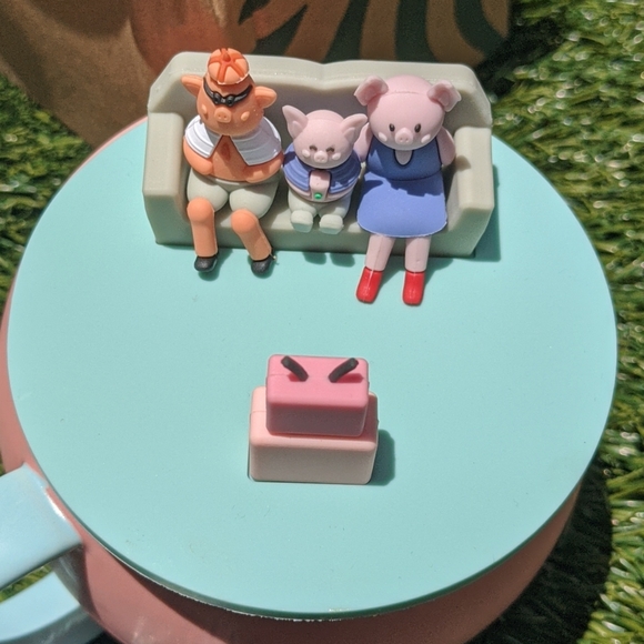 Starbucks - Picture 2 of 3